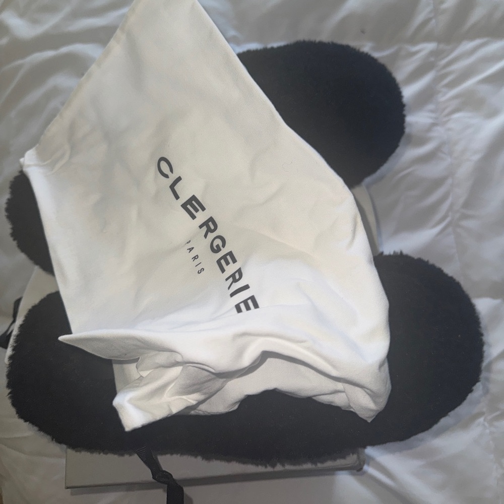 Robert Clergerie Black Women's Slippers
